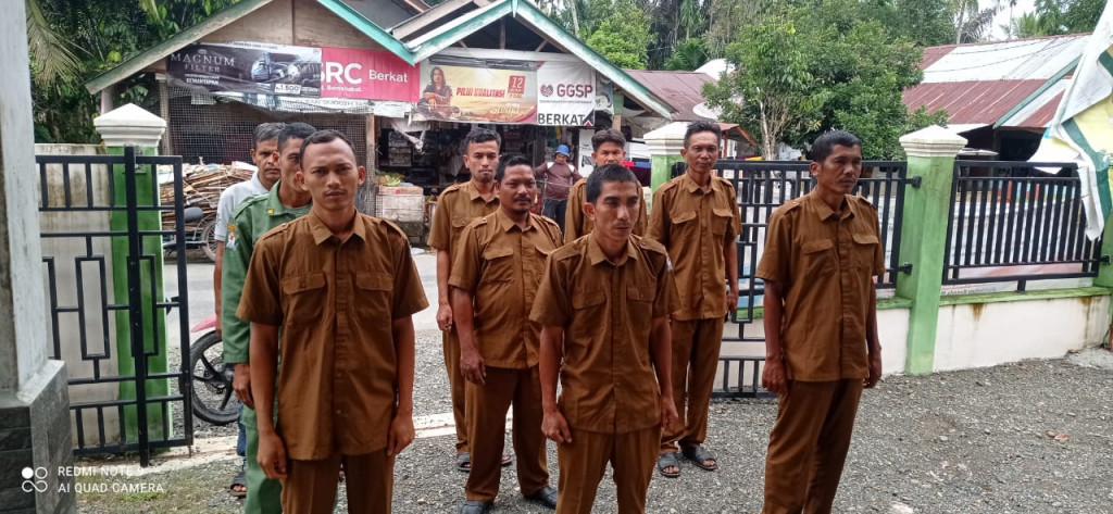 Aparatur Gampong Pasi Aceh Tunong 