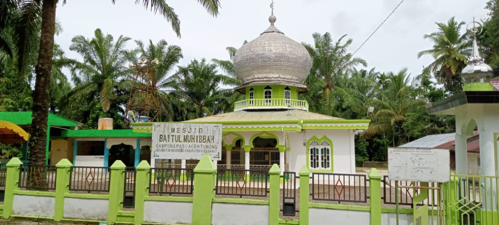 Bangunan Mesjid Gampong Pasi Aceh Tunong